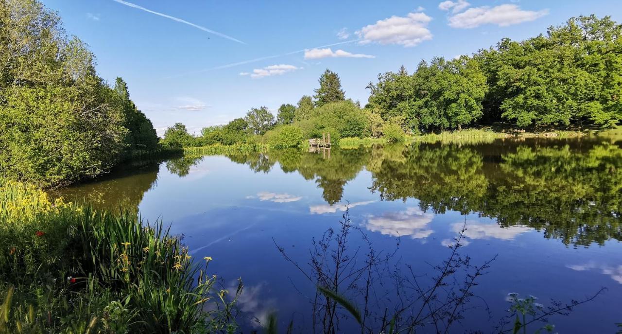 Camping De La Chagnee Saint-Aubin-le-Cloud ภายนอก รูปภาพ