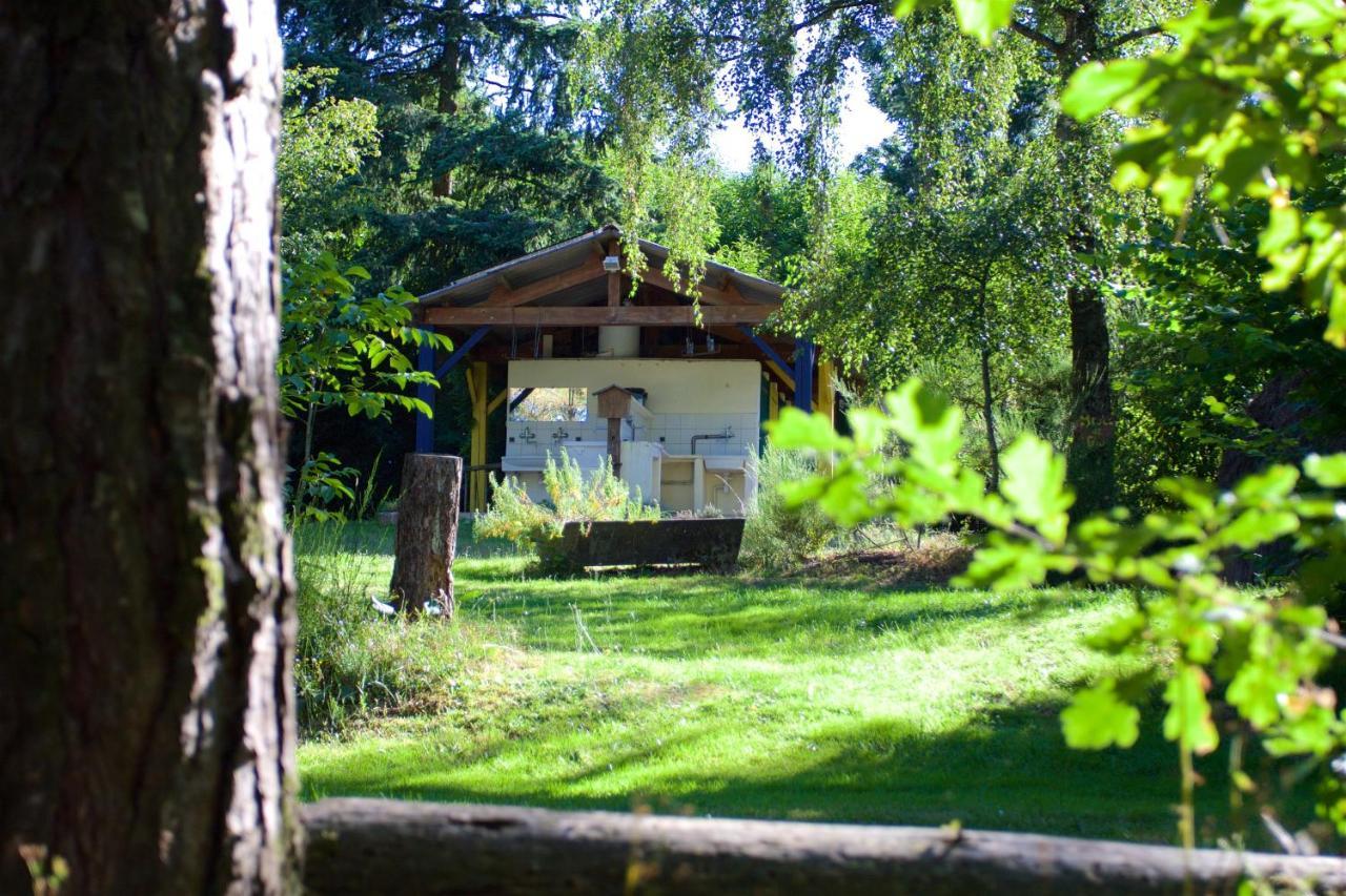Camping De La Chagnee Saint-Aubin-le-Cloud ภายนอก รูปภาพ